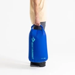 Sea To Summit Lightweight Dry Bag -Sea To Summit Outlet Store 02 LightweightDryBag35LSurftheWebCarry