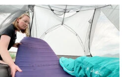 Sea To Summit Women's Comfort Plus Self-Inflating Sleeping Mat -Sea To Summit Outlet Store womens comfort plus self inflating